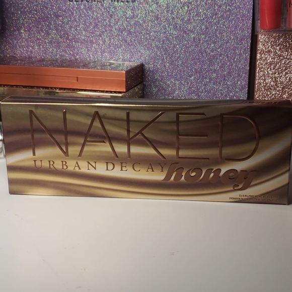 BNIB Naked Honey